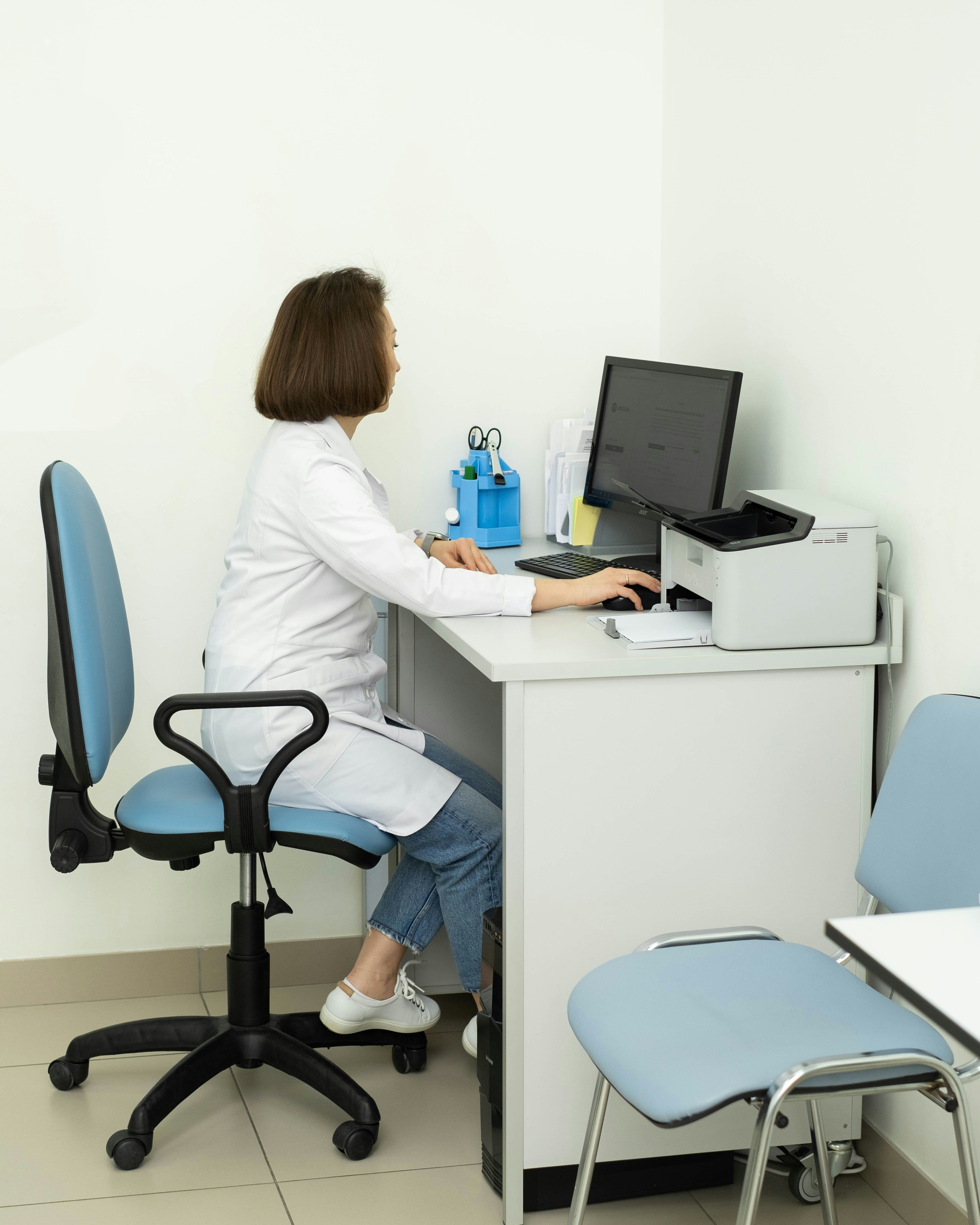 Receptionist